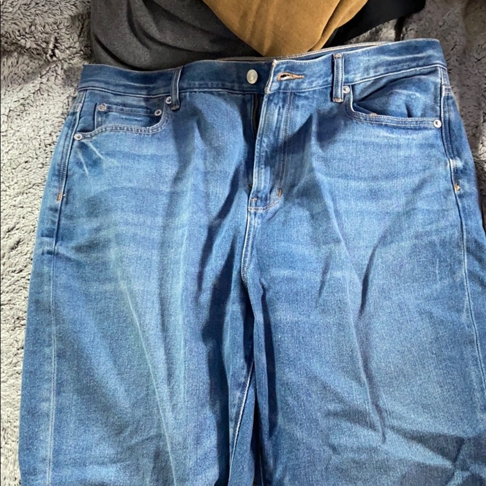 American Eagle Mom Jeans